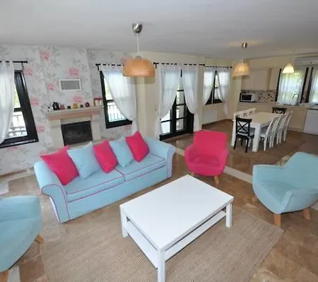 Kleopatra 4 Villa Camlıkoy